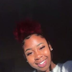 Meet your Posher, Teriaana